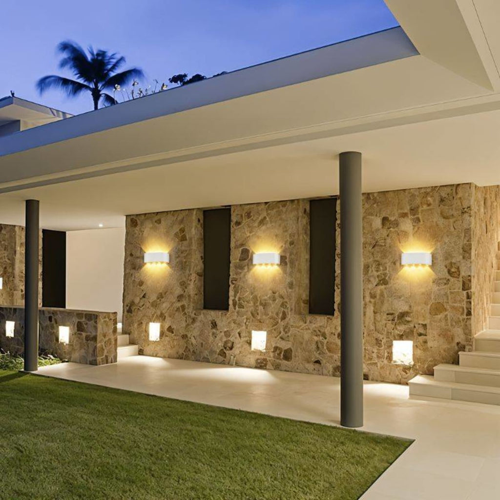 Minimalist Aluminum Wall Light With Warm LED Glow — James New York